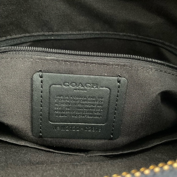 Authentic Coach Val Signature Nah Duffle Handbag - Picture 11 of 13